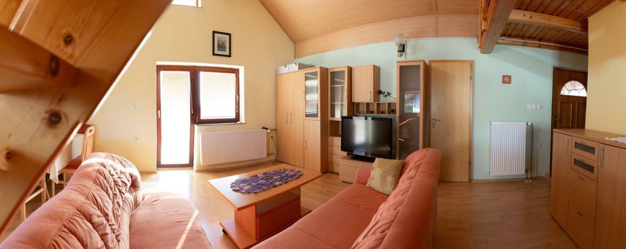 Vineyard Cottage Urban Mirna Exterior foto